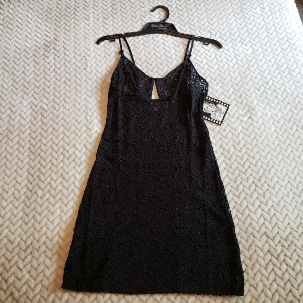 Marilyn Monroe by Warner’s – Lace Chemise
